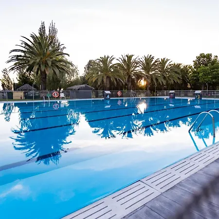 Hostal - Bungalows Camping Caceres