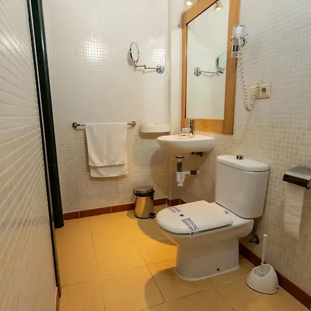 Hostal - Bungalows Camping Caceres Ferienpark