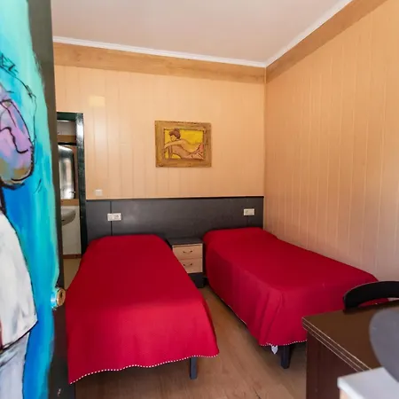 Holiday park Hostal - Bungalows Camping Caceres