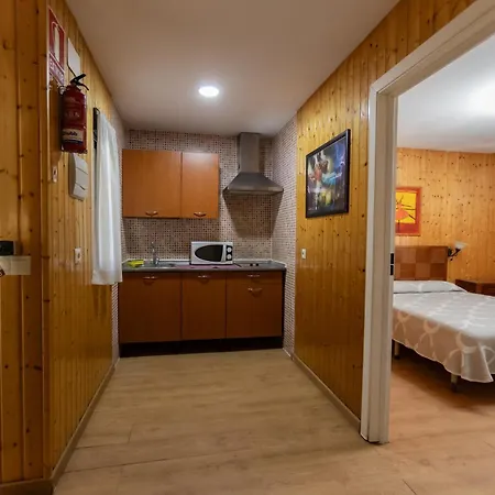 Hostal - Bungalows Camping Caceres Ferienpark Caces