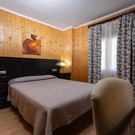 Hostal - Bungalows Camping Caceres Ferienpark