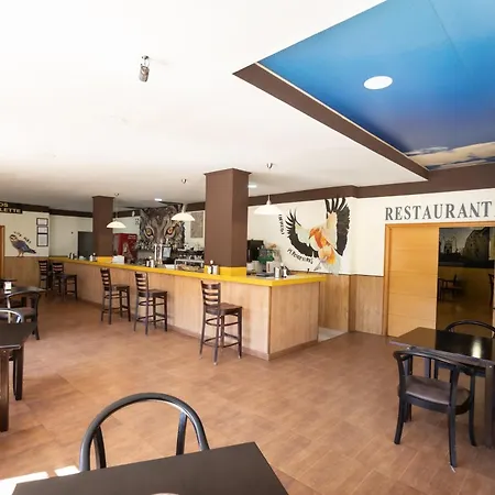 Hostal - Bungalows Camping Caceres